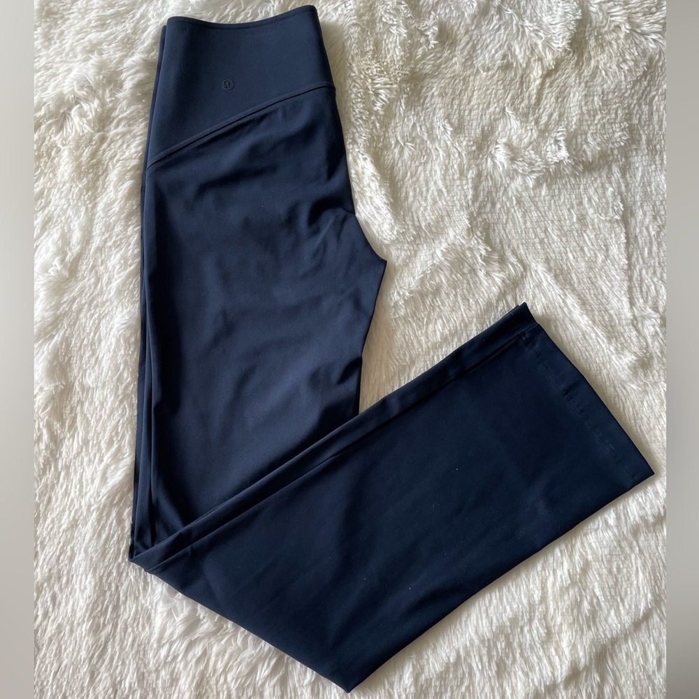 Smooth Fit Pull-On High Rise Pant in True Navy